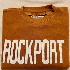 Women’s Oversized Burnt Orange Sweatshirt from Rockport, Mass. NWOT Size Small